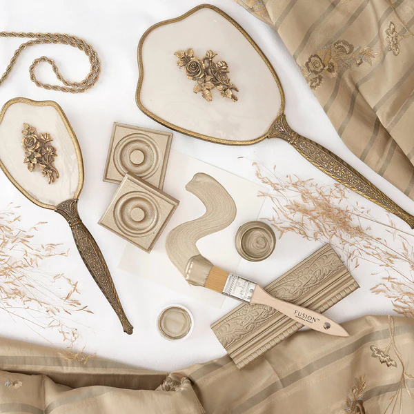 Vintage Gold Metallic - Image 4